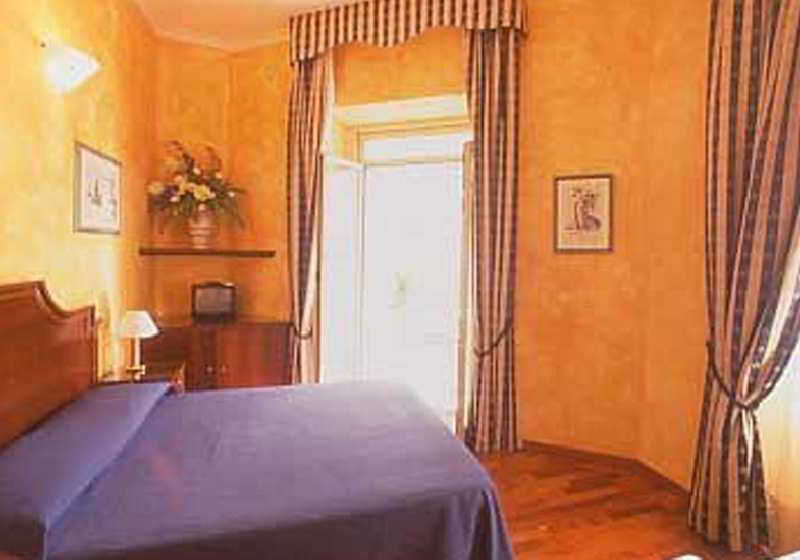 Hotel Le Petit Roma