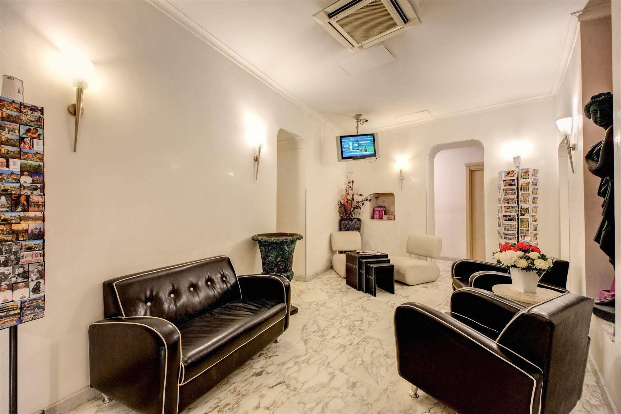 Hotel Le Petit