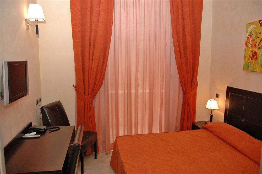 Hotel Le Petit 3*